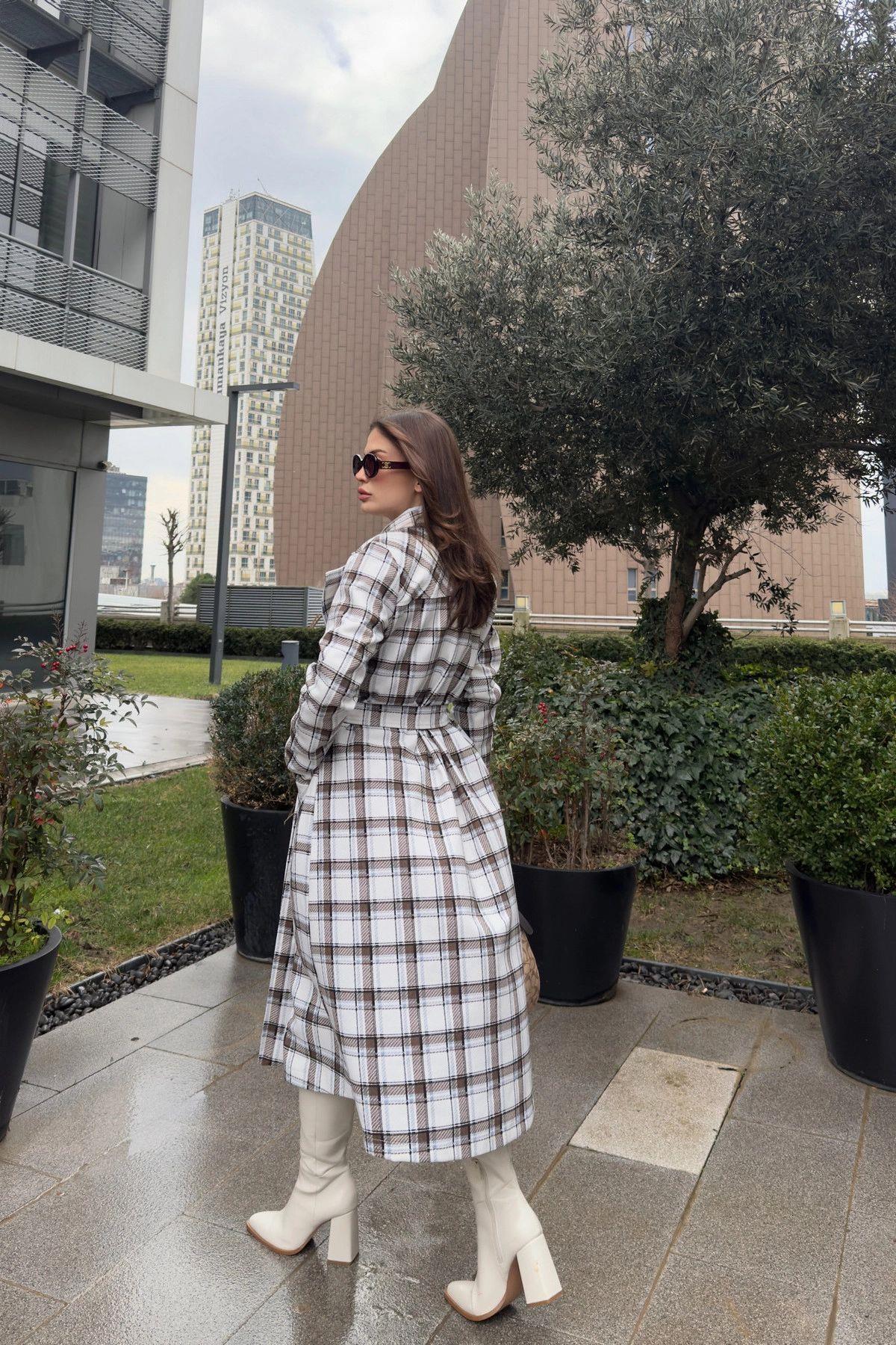 Brown-ecru (checkered) Women Coat