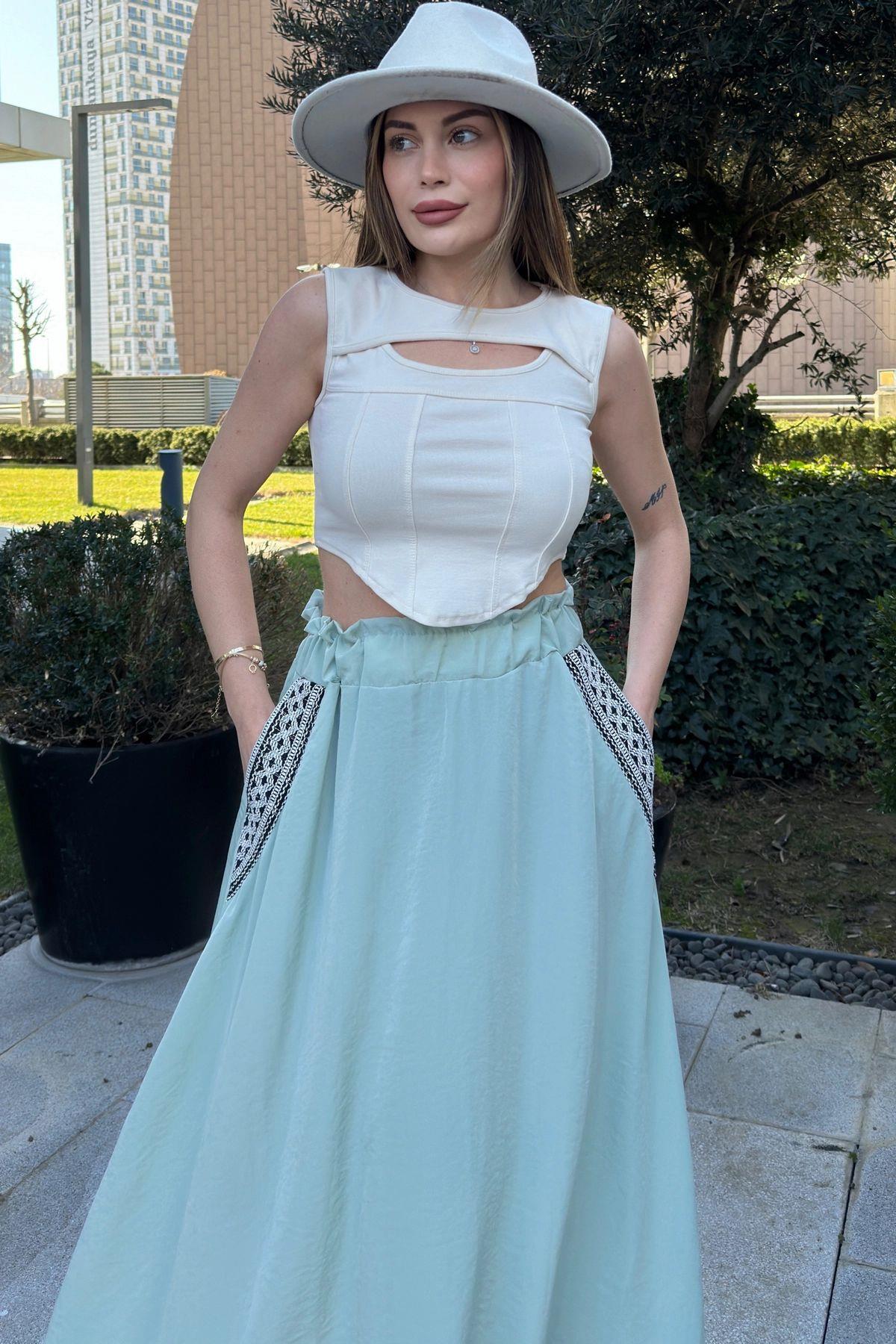 Mint Women Skirt
