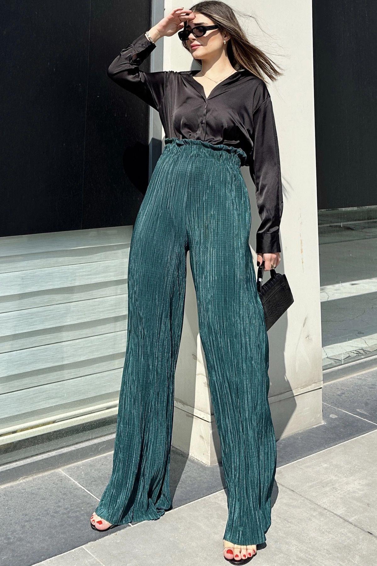 Oil Green Women Pants